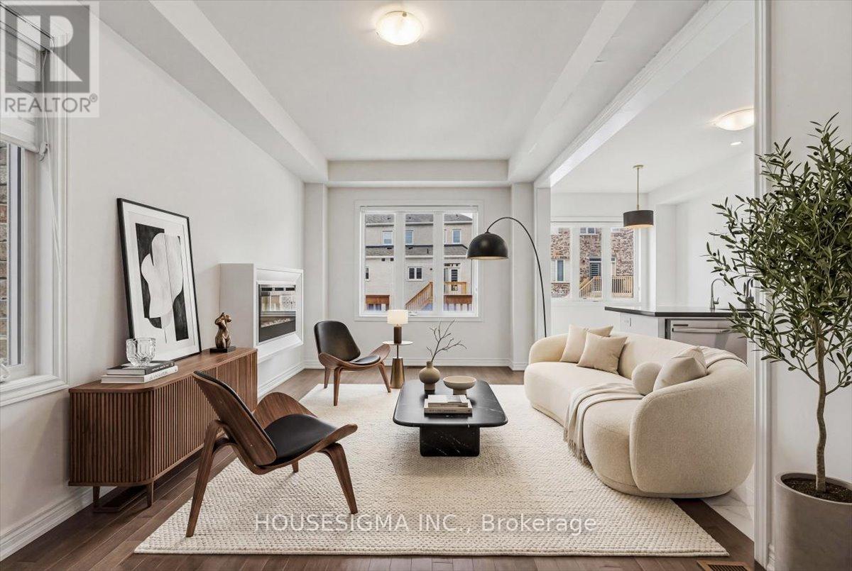 303 Great Falls Boulevard, Hamilton, Ontario  L8B 1Z5 - Photo 4 - X12842854