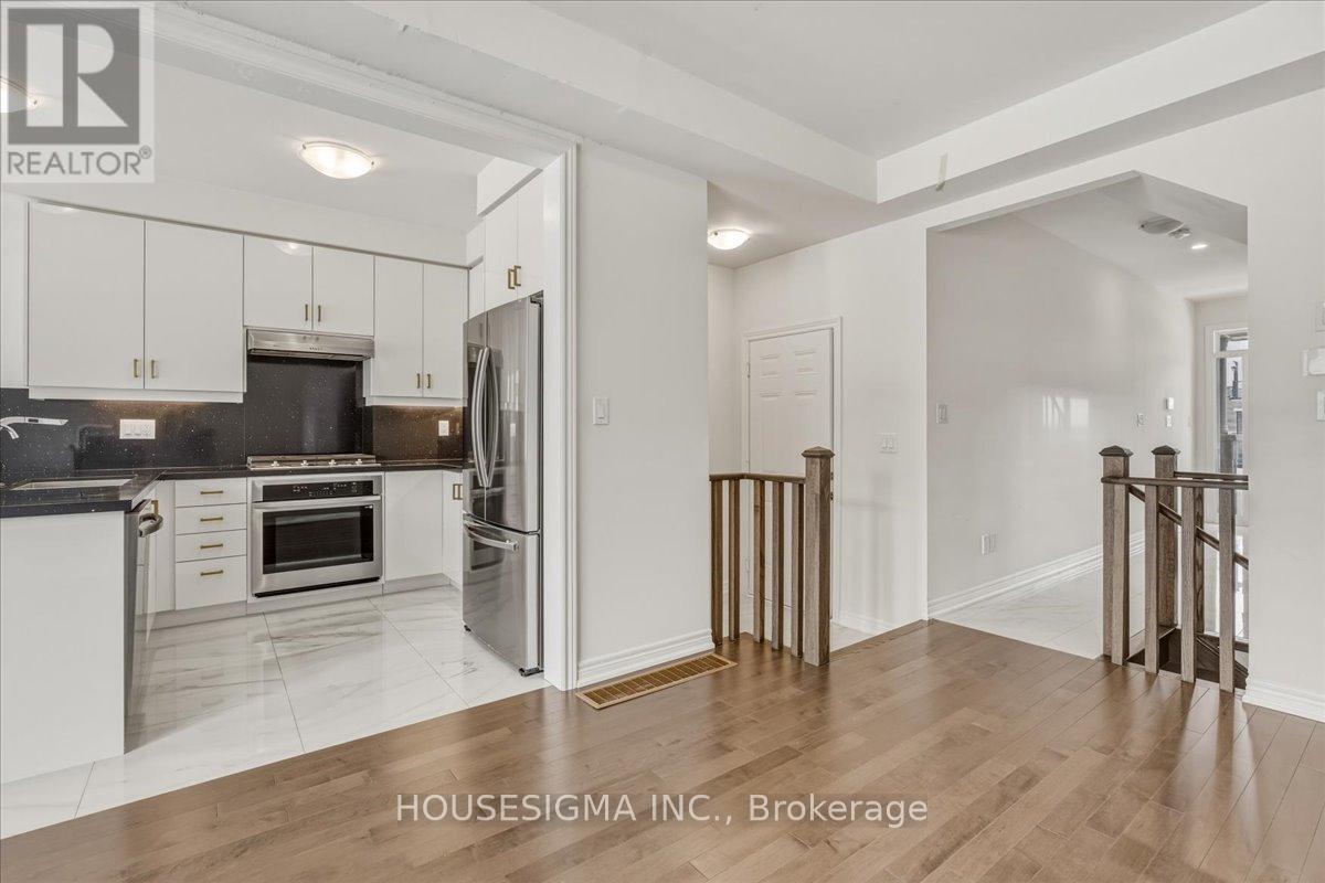 303 Great Falls Boulevard, Hamilton, Ontario  L8B 1Z5 - Photo 6 - X12842854