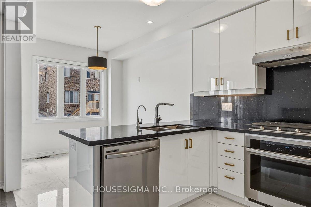 303 Great Falls Boulevard, Hamilton, Ontario  L8B 1Z5 - Photo 8 - X12842854