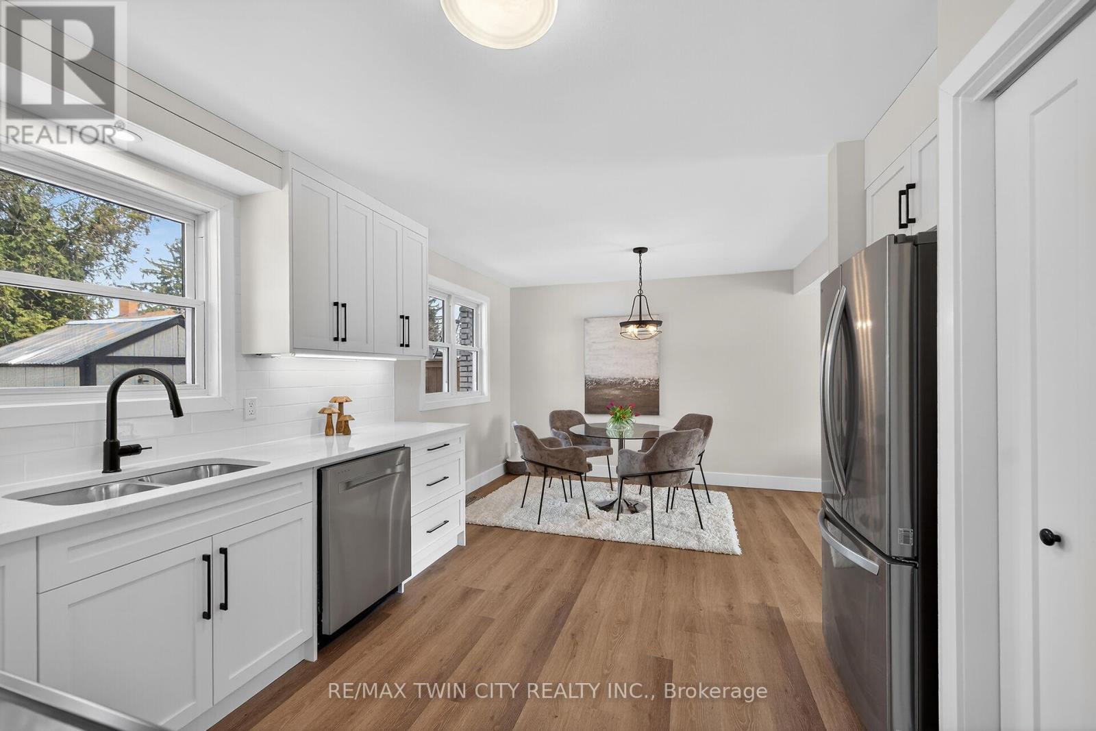 1418 Pineview Court, Cambridge, Ontario  N3H 4X1 - Photo 18 - X12842886