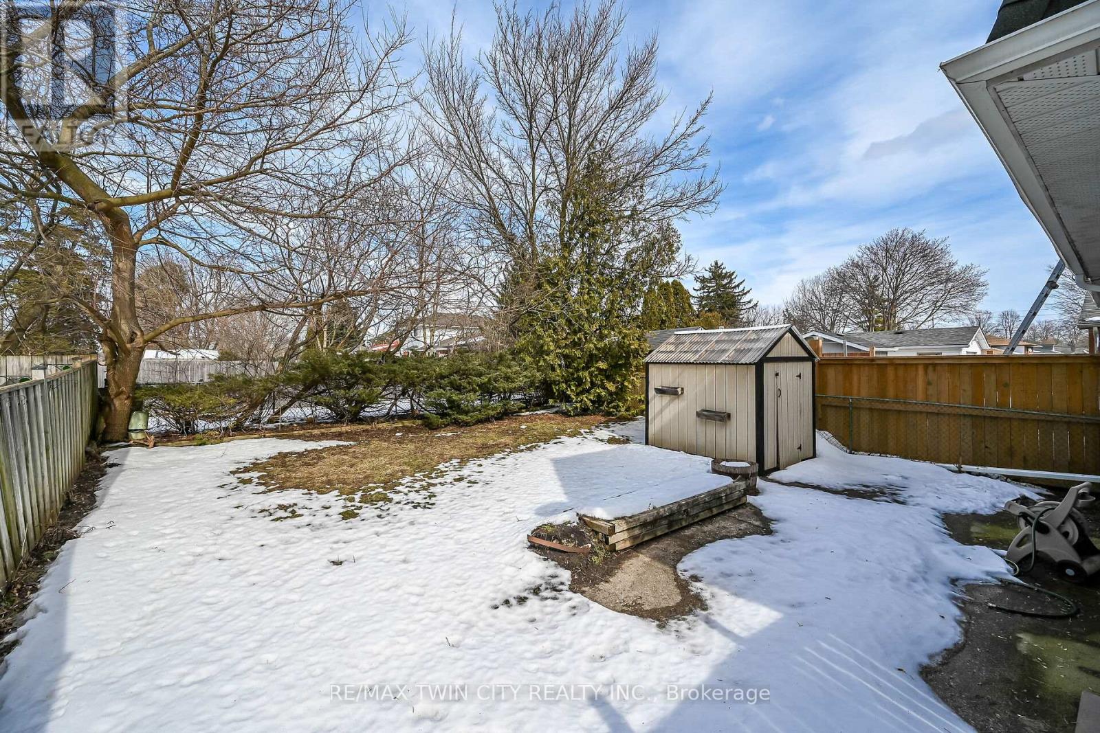 1418 Pineview Court, Cambridge, Ontario  N3H 4X1 - Photo 47 - X12842886