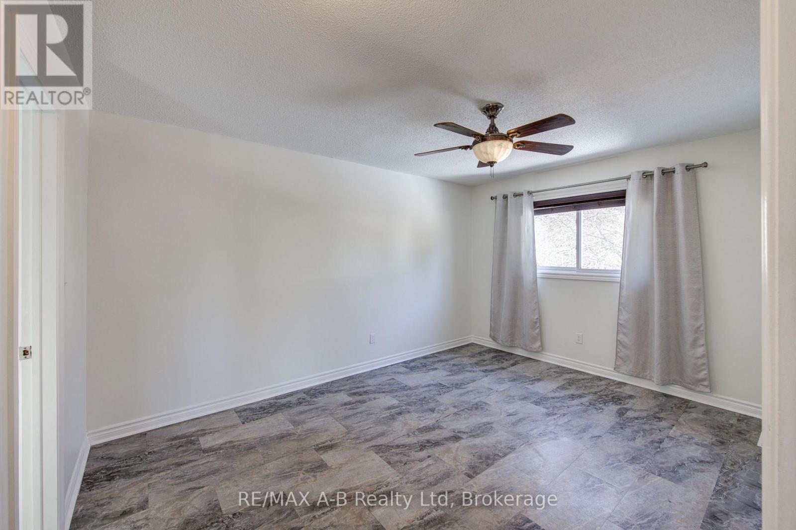 29 Dunsford Crescent, St. Marys, Ontario  N4X 1A5 - Photo 19 - X12840536