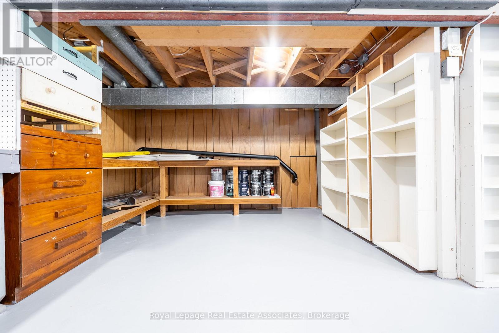 1370 Roylen Road, Oakville, Ontario  L6H 1V4 - Photo 35 - W12834474