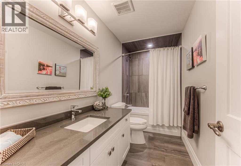 905 Old Cottage Court, Kitchener, Ontario  N2K 4K2 - Photo 31 - 40805217