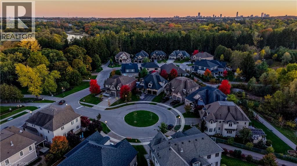 905 Old Cottage Court, Kitchener, Ontario  N2K 4K2 - Photo 47 - 40805217