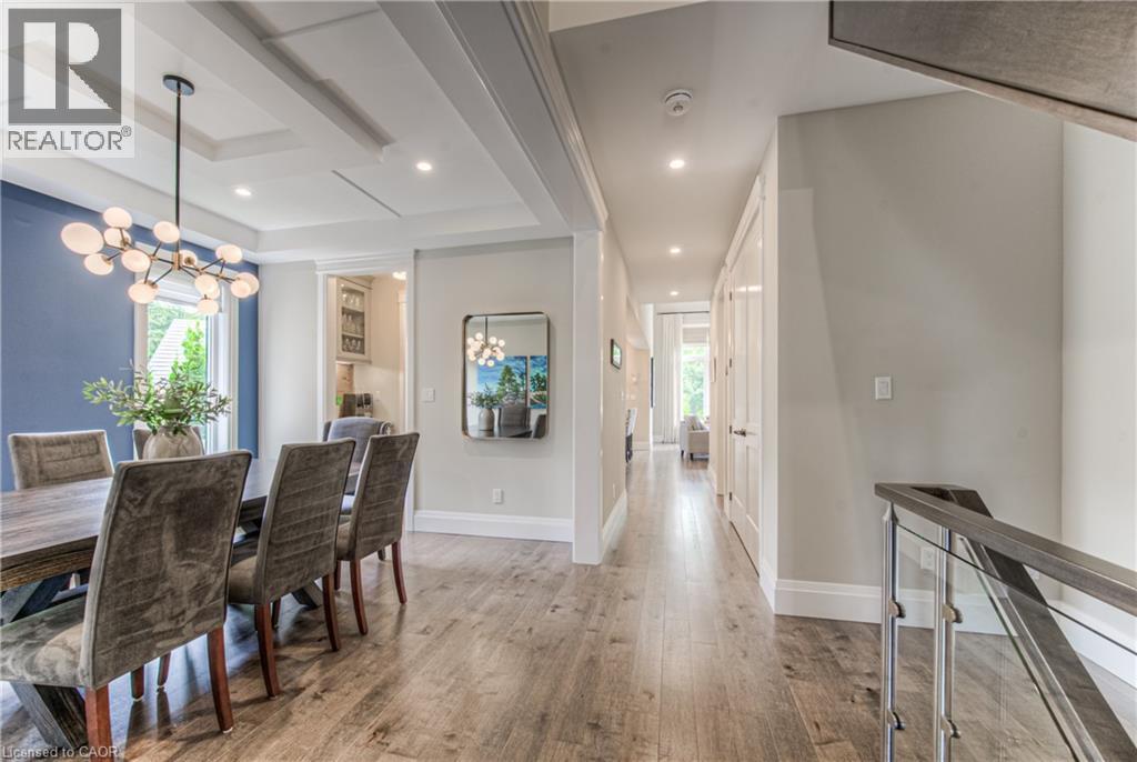 905 Old Cottage Court, Kitchener, Ontario  N2K 4K2 - Photo 8 - 40805217