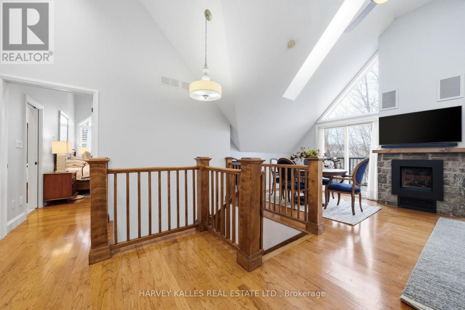 7 - 4 Bridge Street, Prince Edward County (Picton Ward), Ontario  K0K 2T0 - Photo 15 - X12842956