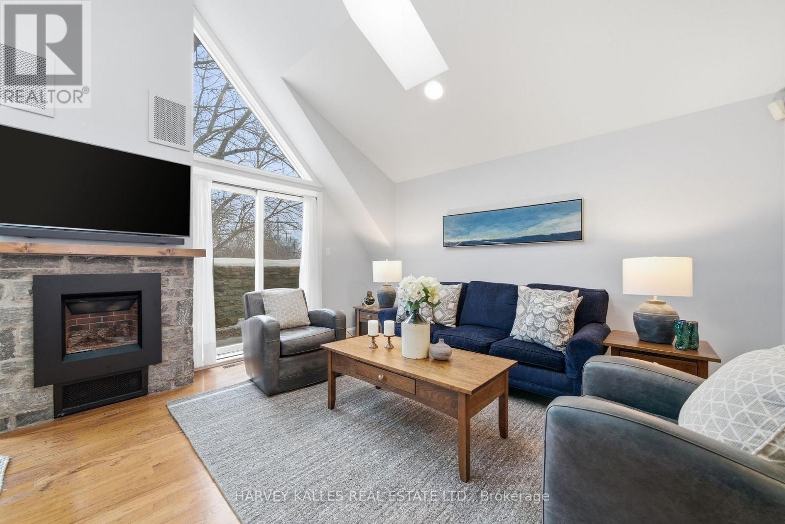 7 - 4 Bridge Street, Prince Edward County (Picton Ward), Ontario  K0K 2T0 - Photo 18 - X12842956