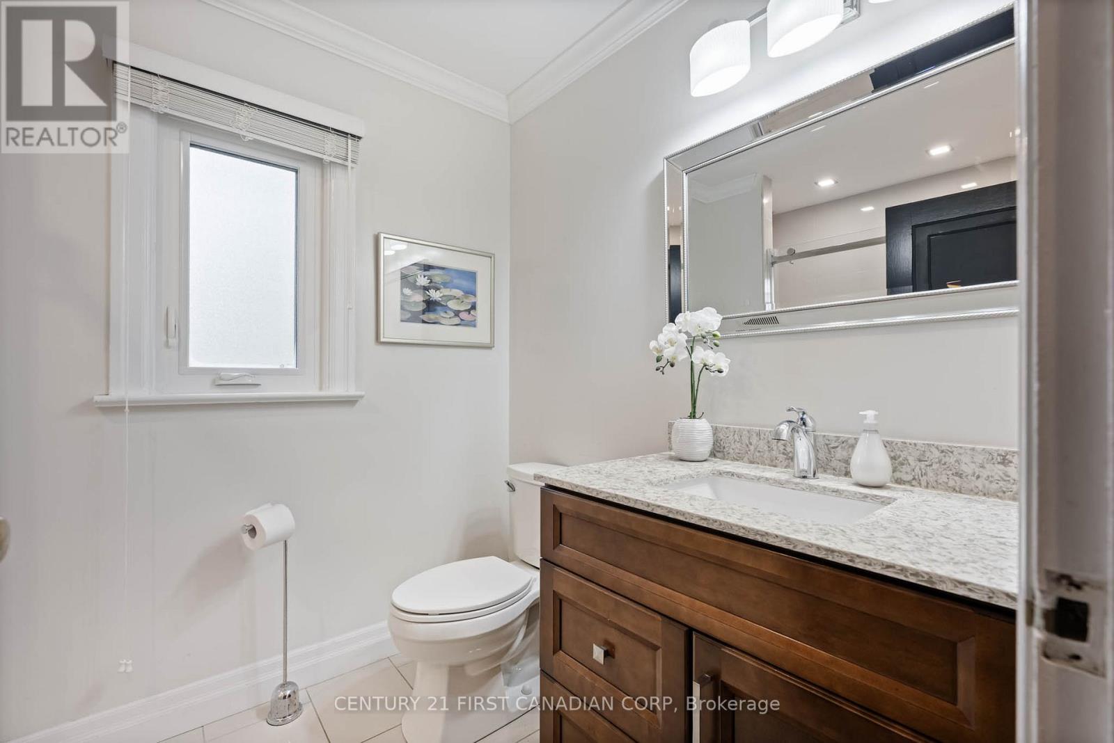 37 Mclaughlin Road N, Brampton, Ontario  L6X 1Y9 - Photo 21 - W12843034