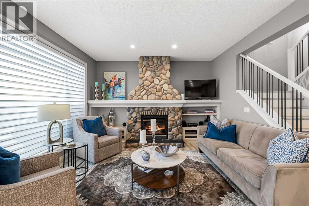 210 Hidden Creek Heights Nw, Calgary, Alberta  T3A 6K8 - Photo 6 - A2289863