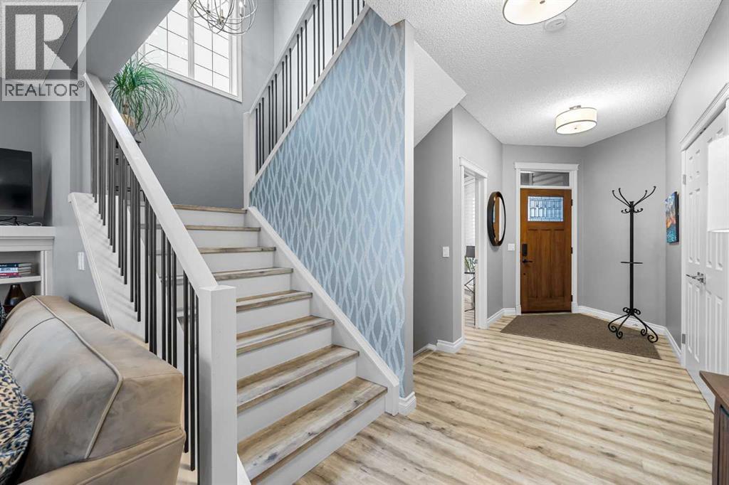 210 Hidden Creek Heights Nw, Calgary, Alberta  T3A 6K8 - Photo 22 - A2289863