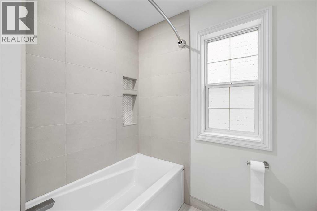 210 Hidden Creek Heights Nw, Calgary, Alberta  T3A 6K8 - Photo 35 - A2289863