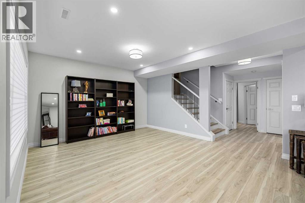 210 Hidden Creek Heights Nw, Calgary, Alberta  T3A 6K8 - Photo 41 - A2289863