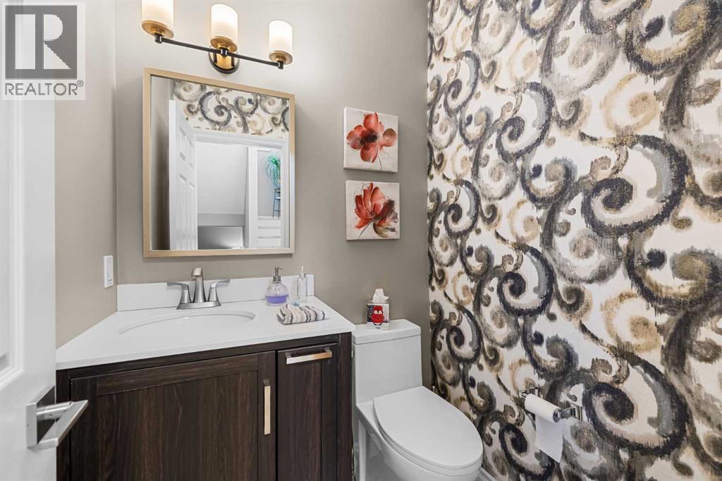 210 Hidden Creek Heights Nw, Calgary, Alberta  T3A 6K8 - Photo 21 - A2289863