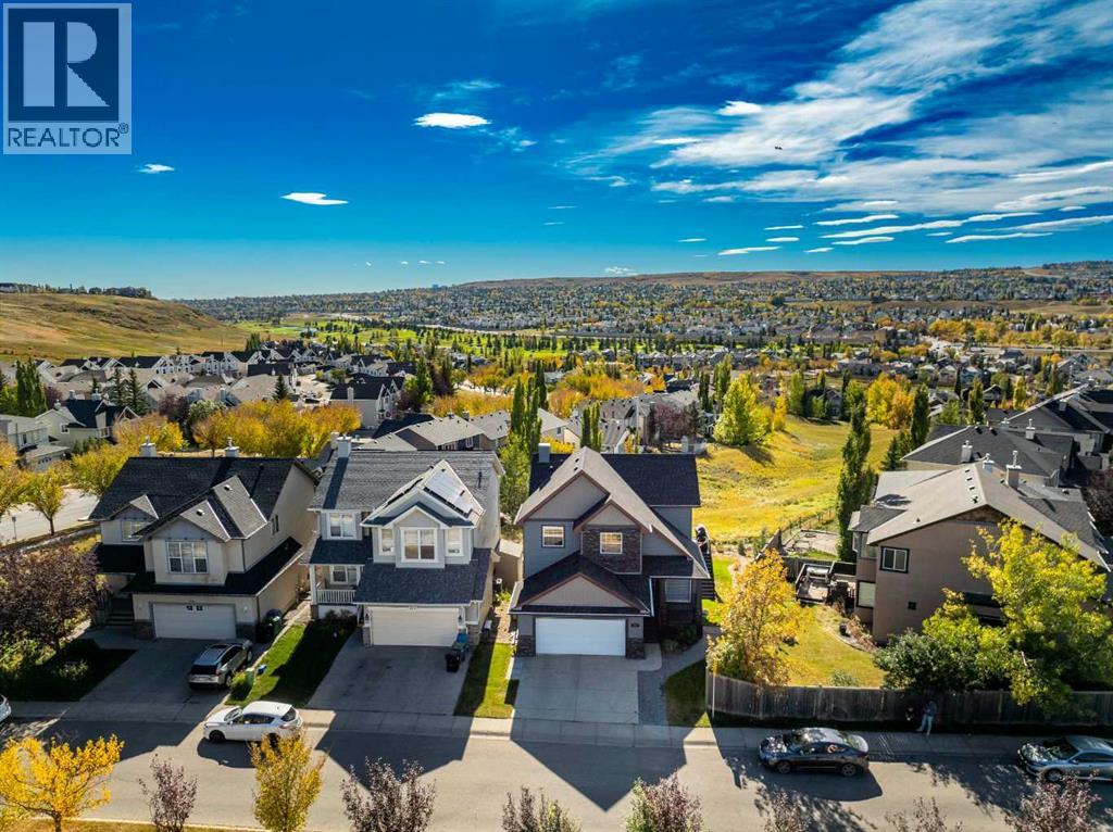 210 Hidden Creek Heights Nw, Calgary, Alberta  T3A 6K8 - Photo 3 - A2289863