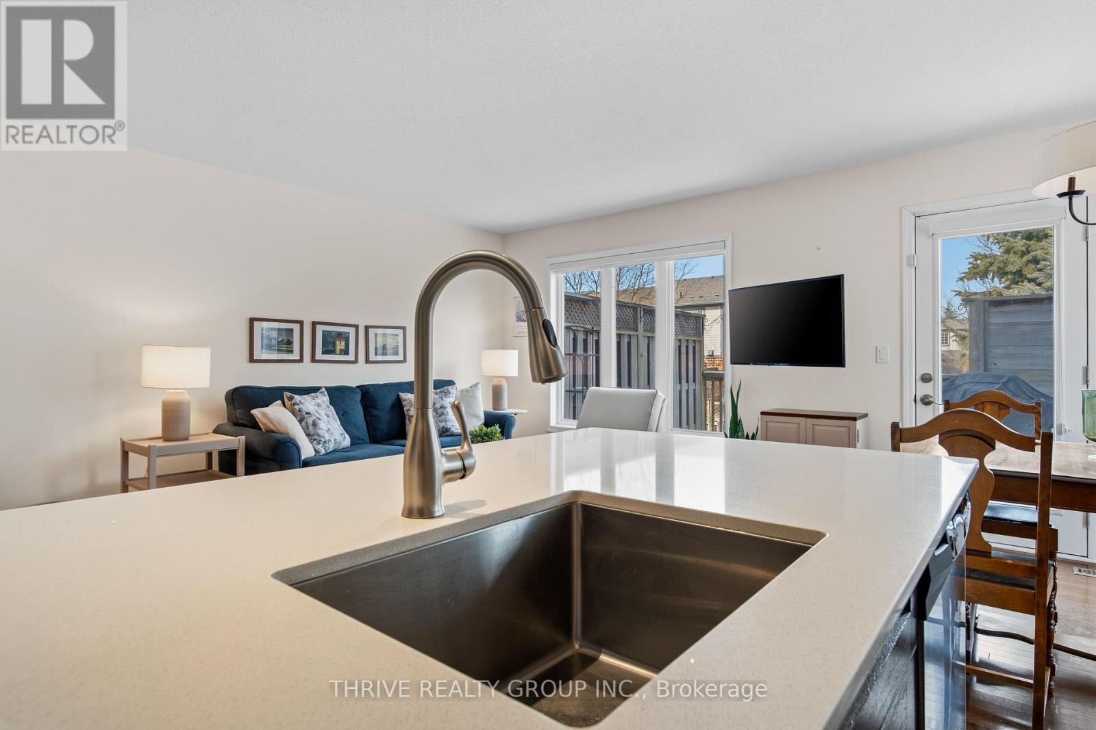 2 - 582 Hyde Park Road, London North, Ontario  N6H 3S1 - Photo 11 - X12842972