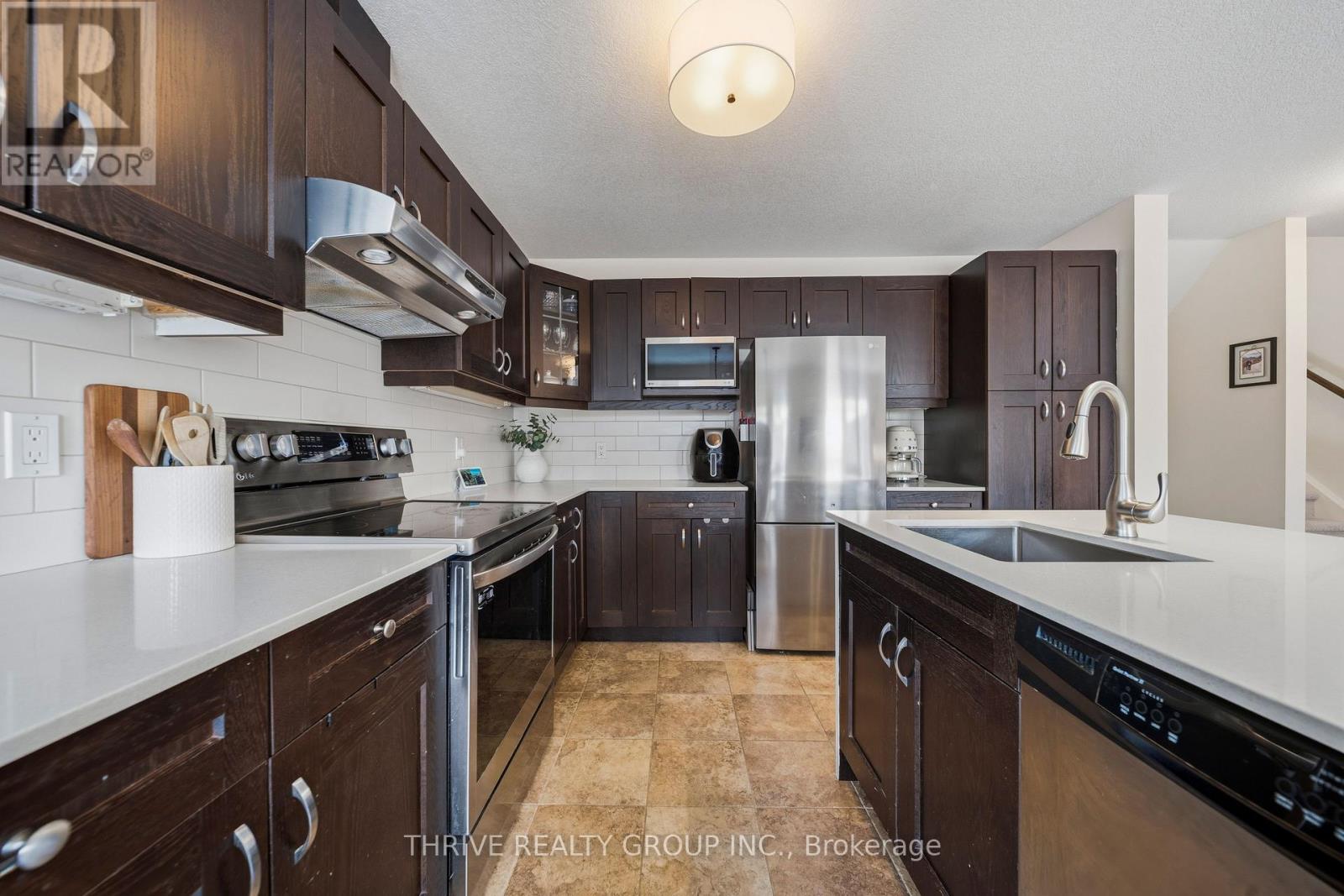 2 - 582 Hyde Park Road, London North, Ontario  N6H 3S1 - Photo 12 - X12842972