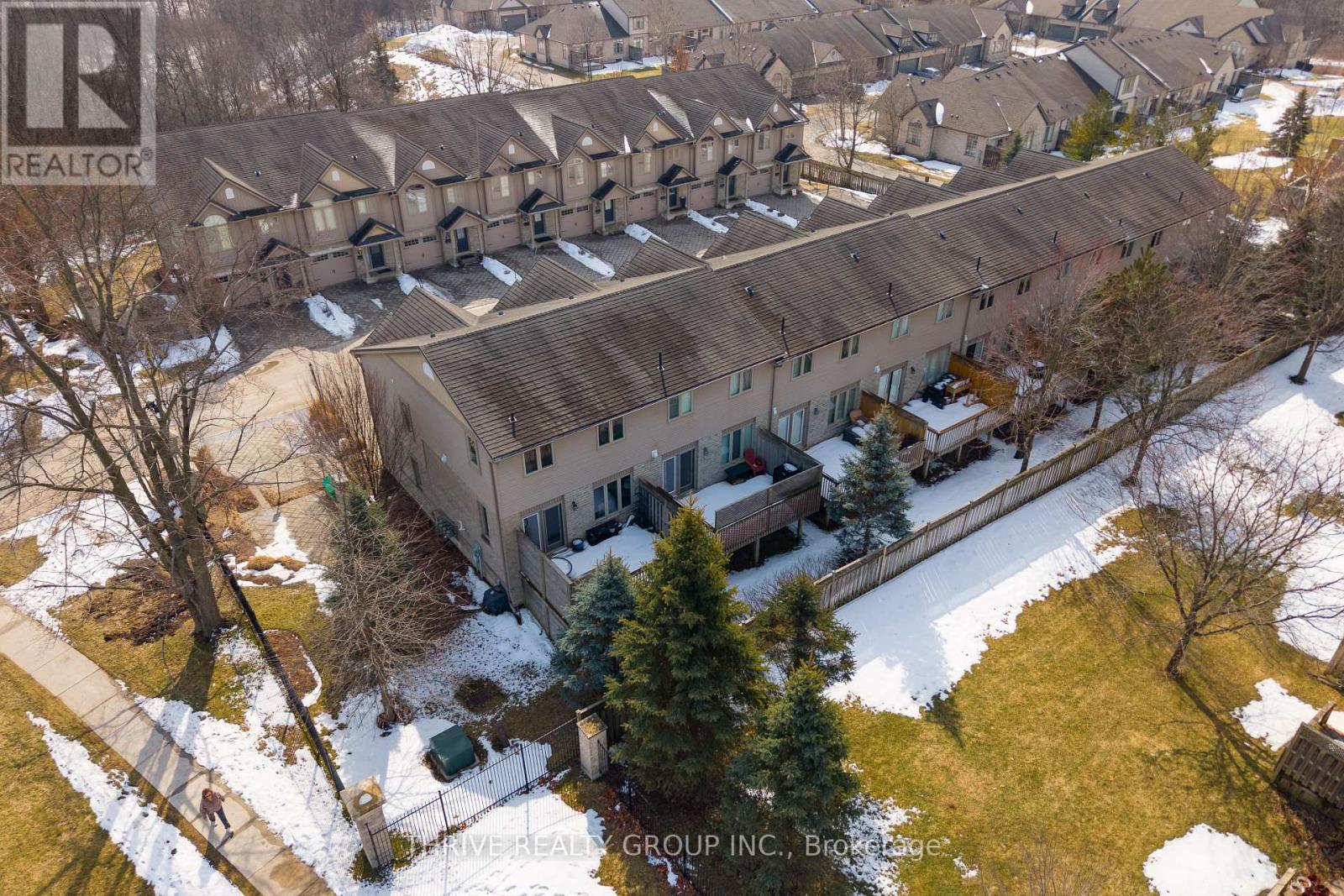 2 - 582 Hyde Park Road, London North, Ontario  N6H 3S1 - Photo 4 - X12842972