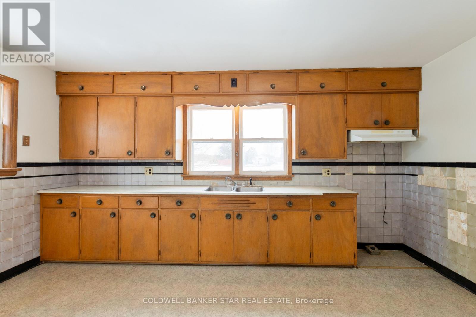 50299 Nova  Scotia Line, Malahide, Ontario  N5H 2R2 - Photo 11 - X12843076