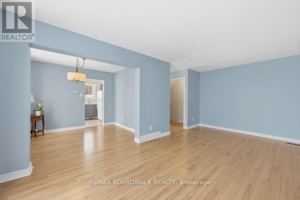 65 - 837 Eastvale Drive, Ottawa, Ontario  K1J 7T5 - Photo 15 - X12843016