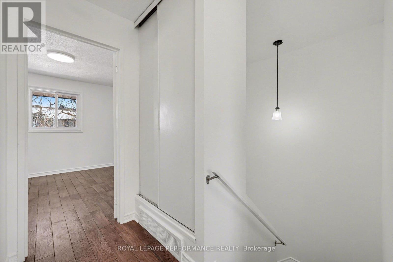 1584 Feather Lane, Ottawa, Ontario  K1T 1V4 - Photo 19 - X12843056