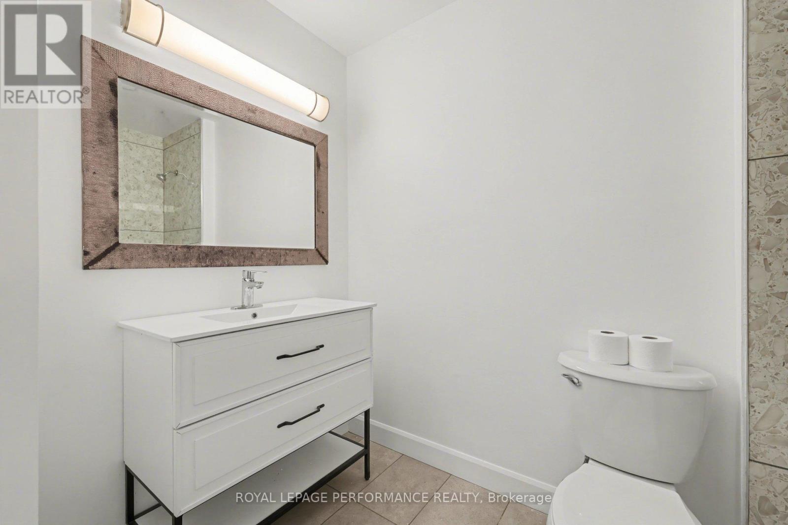 1584 Feather Lane, Ottawa, Ontario  K1T 1V4 - Photo 24 - X12843056