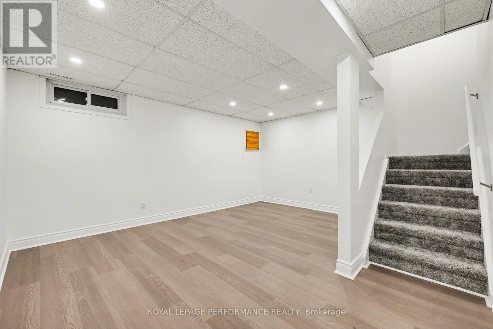 1584 Feather Lane, Ottawa, Ontario  K1T 1V4 - Photo 29 - X12843056