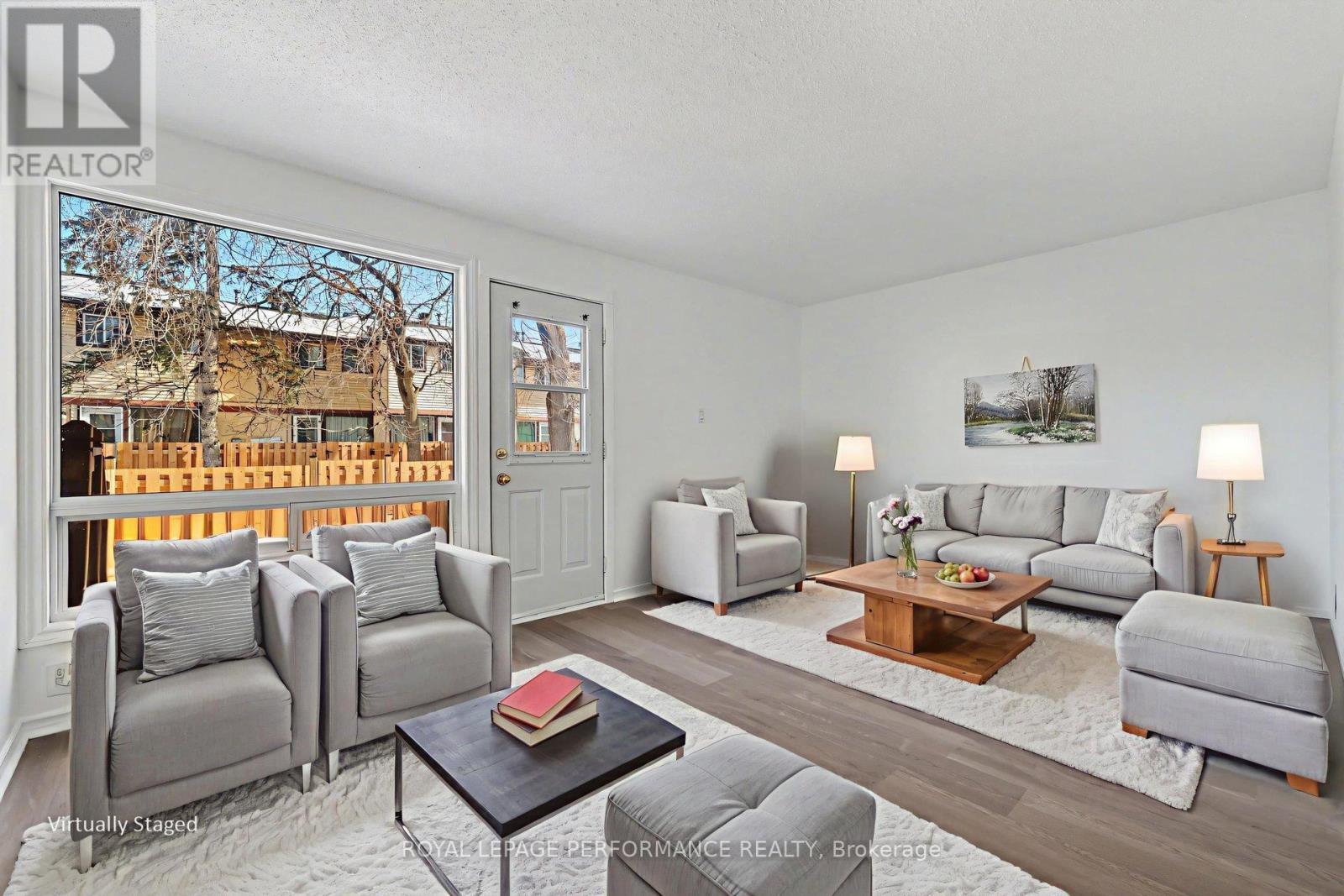 1584 Feather Lane, Ottawa, Ontario  K1T 1V4 - Photo 7 - X12843056