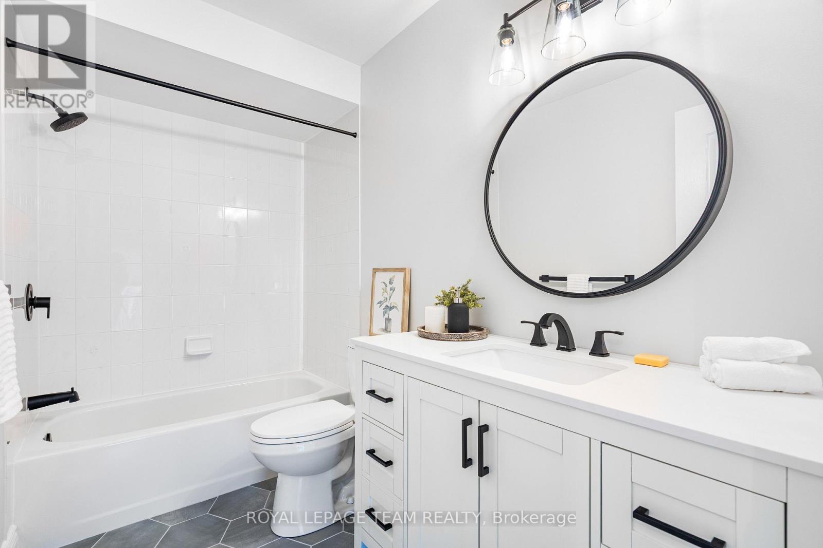 1925 Windwood Place, Ottawa, Ontario  K1C 7K7 - Photo 37 - X12843072