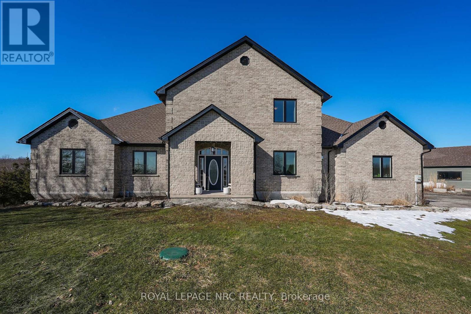 615 Burleigh Road N, Fort Erie, Ontario  L0S 1N0 - Photo 3 - X12842976