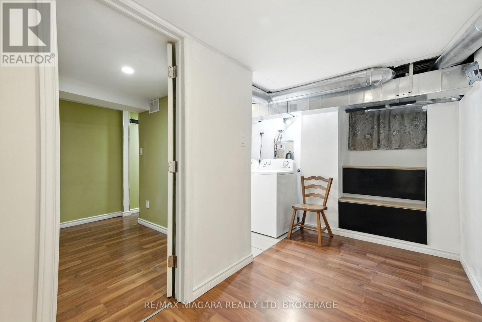 4 Woodland Avenue, St. Catharines, Ontario  L2R 5A2 - Photo 13 - X12843020