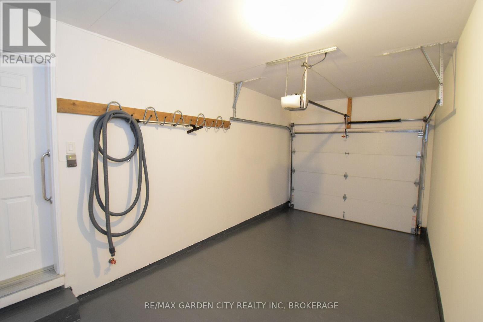 11 - 162 First Street, Welland, Ontario  L3B 4S2 - Photo 26 - X12843052