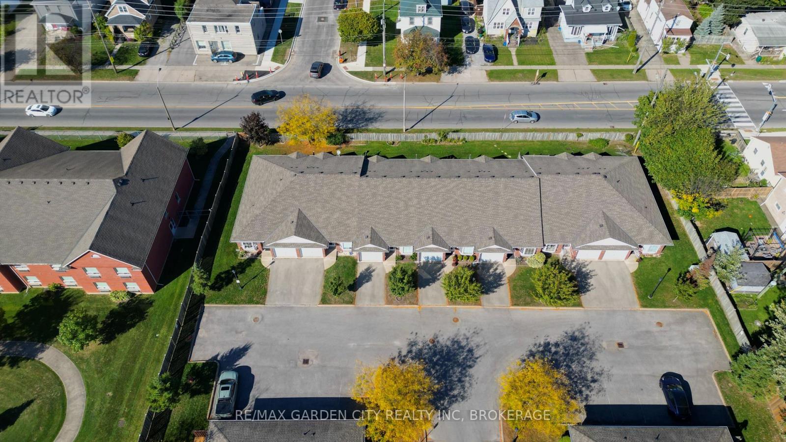 11 - 162 First Street, Welland, Ontario  L3B 4S2 - Photo 32 - X12843052