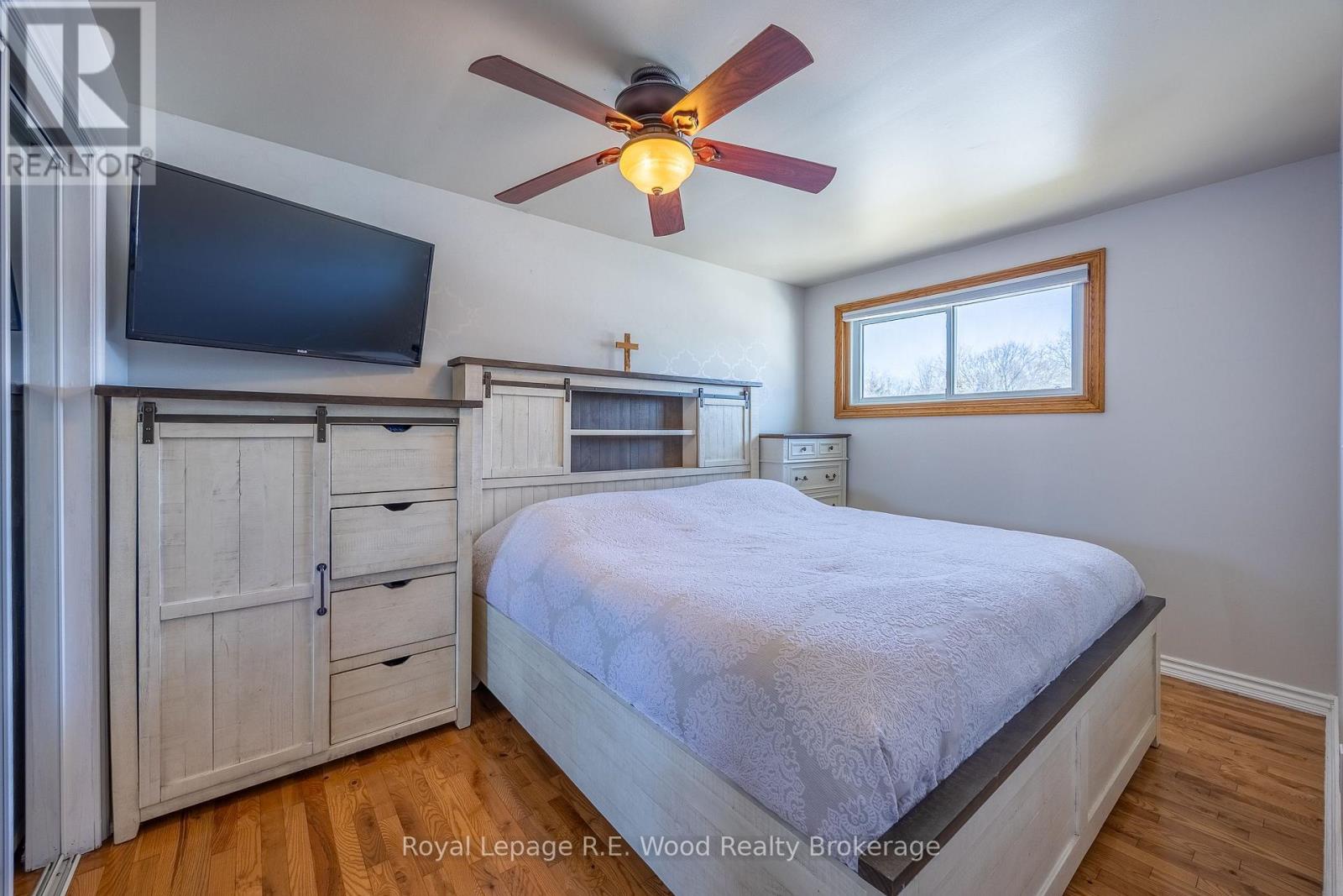 11 Glenwood Road, Ingersoll, Ontario N5C 3N7 - Photo 12 - X12843084