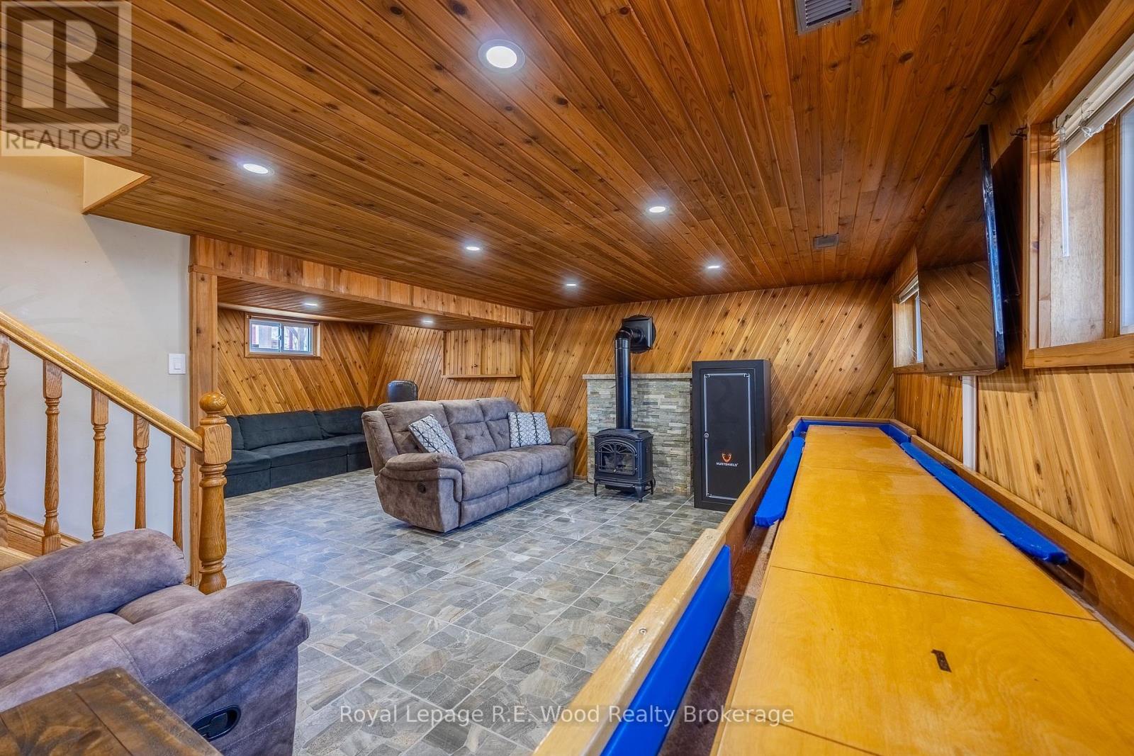 11 Glenwood Road, Ingersoll, Ontario N5C 3N7 - Photo 17 - X12843084