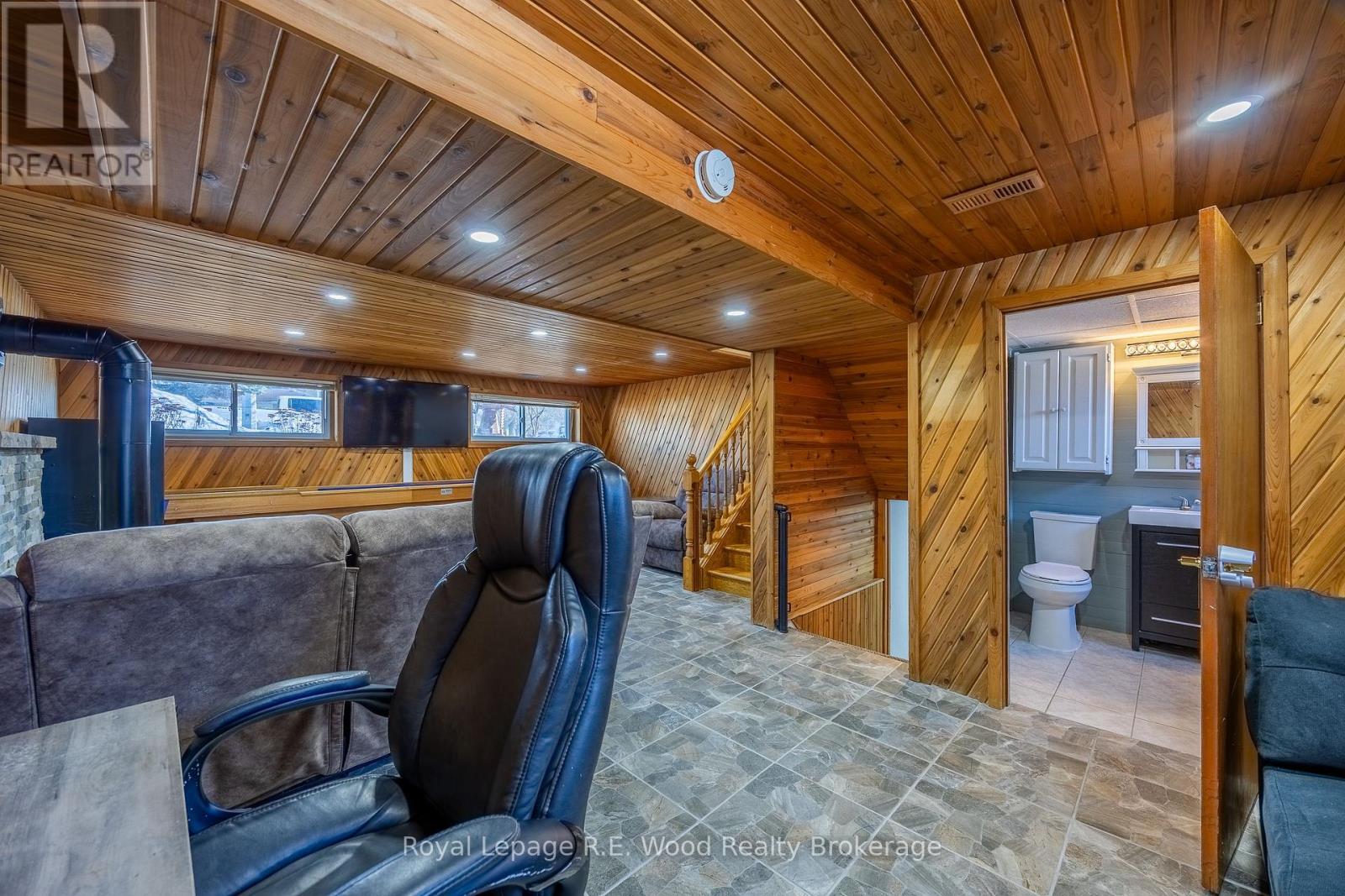 11 Glenwood Road, Ingersoll, Ontario N5C 3N7 - Photo 20 - X12843084