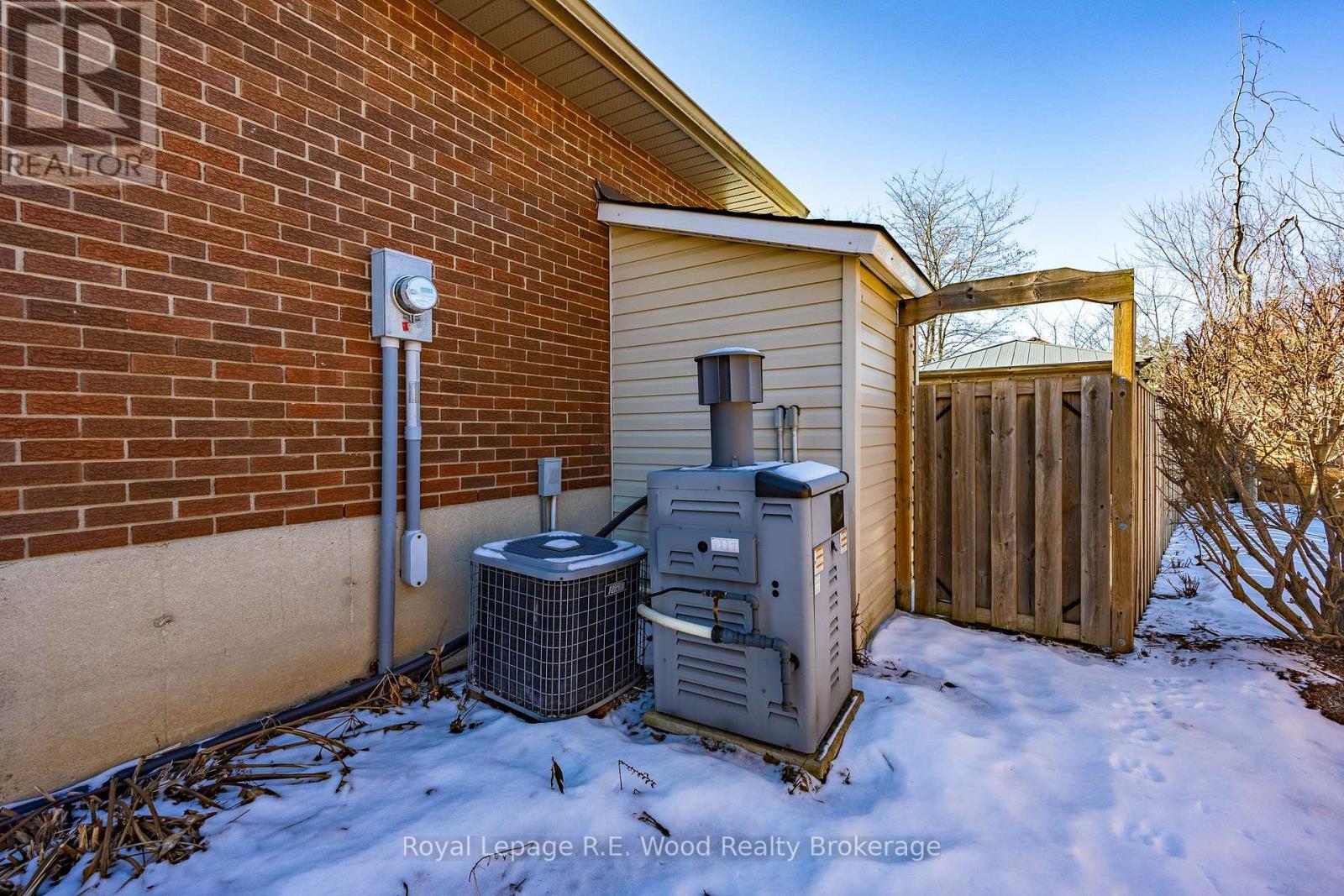 11 Glenwood Road, Ingersoll, Ontario N5C 3N7 - Photo 24 - X12843084