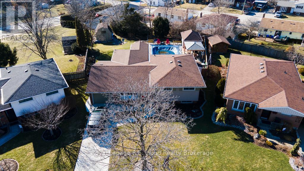 11 Glenwood Road, Ingersoll, Ontario N5C 3N7 - Photo 32 - X12843084