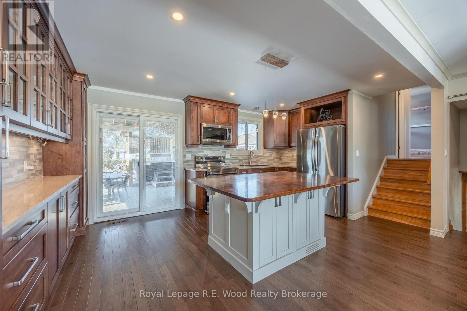 11 Glenwood Road, Ingersoll, Ontario N5C 3N7 - Photo 5 - X12843084