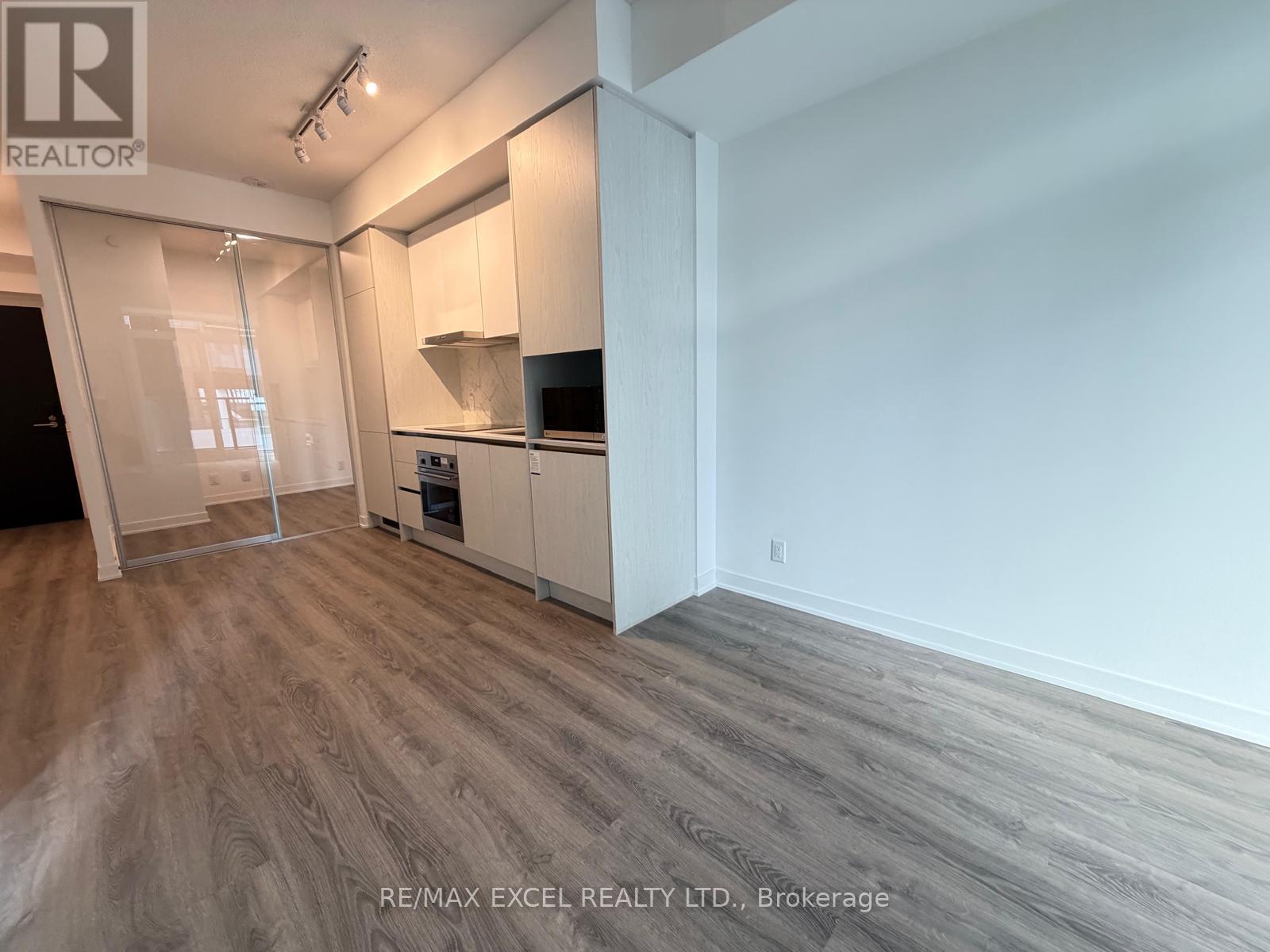 1508 - 180 Front Street E, Toronto, Ontario  M5A 0K9 - Photo 7 - C12830096