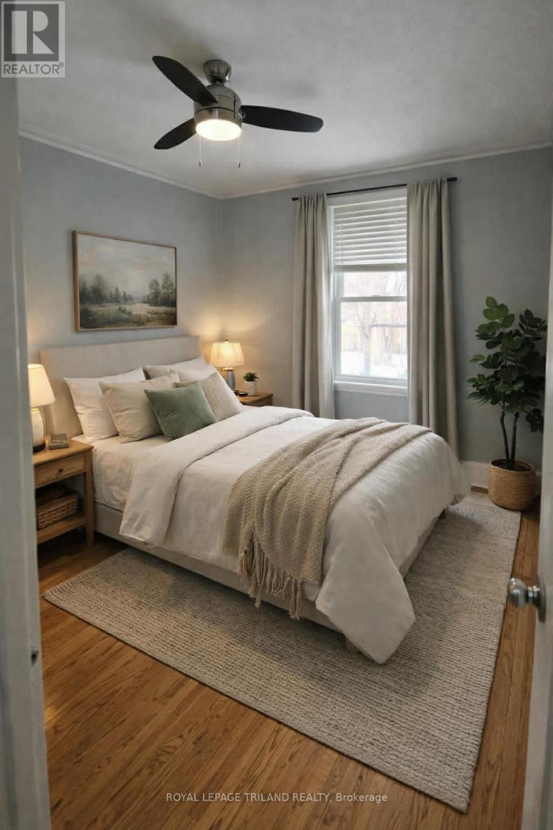 Unit 2 - 181 Ridout Street S, London South, Ontario  N6C 3X8 - Photo 9 - X12601354