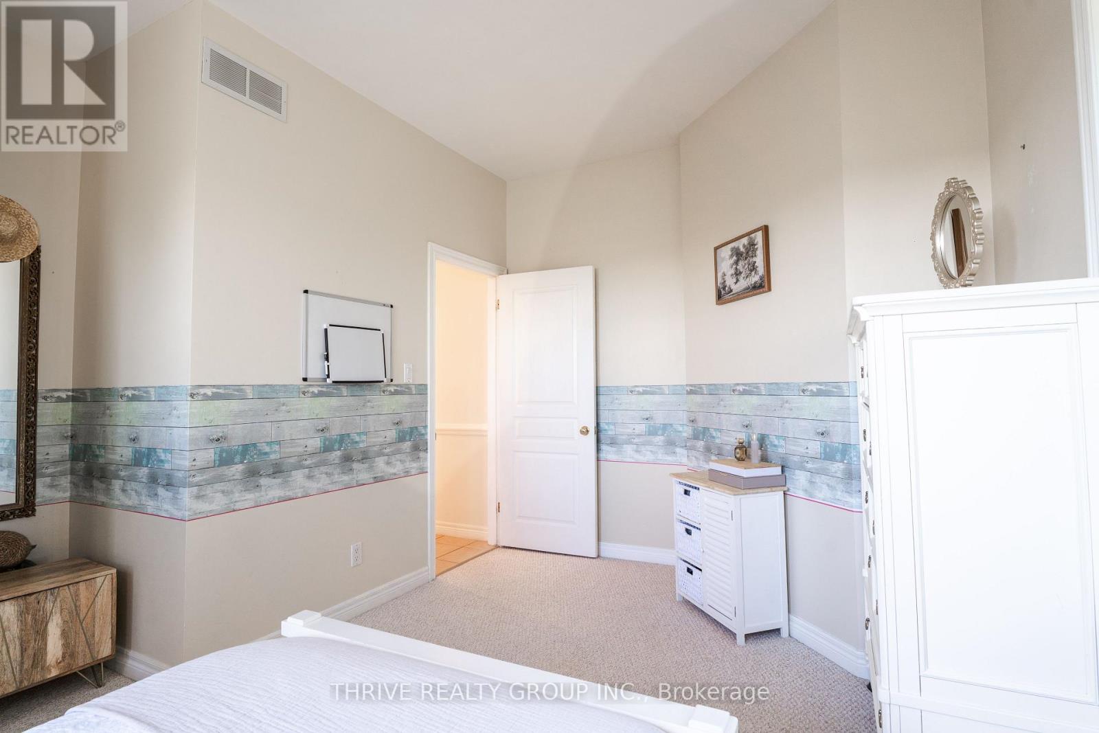 6228 Bethel Road, Warwick, Ontario  N0M 2S0 - Photo 21 - X12729082