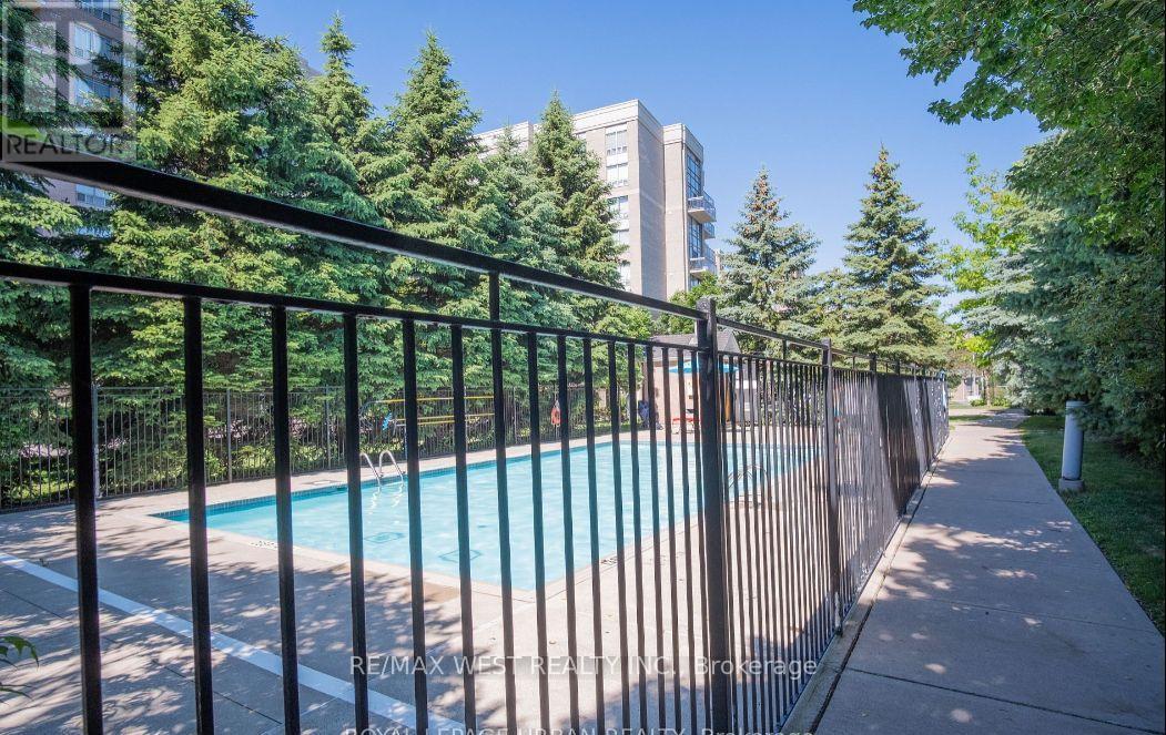 709 - 1720 Eglinton Avenue E, Toronto, Ontario  M4A 2X8 - Photo 26 - C12584770