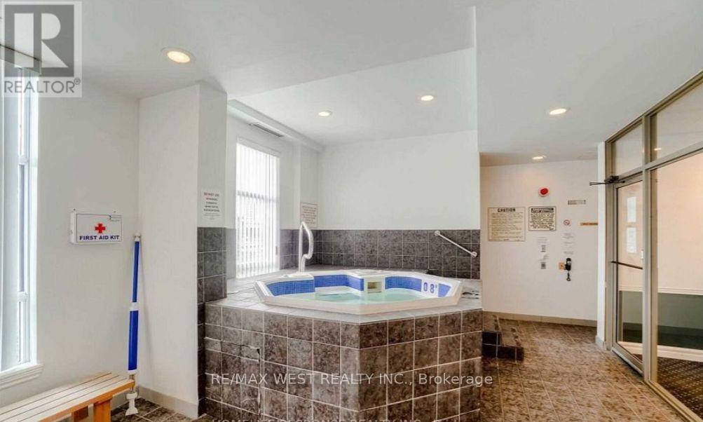 709 - 1720 Eglinton Avenue E, Toronto, Ontario  M4A 2X8 - Photo 24 - C12584770