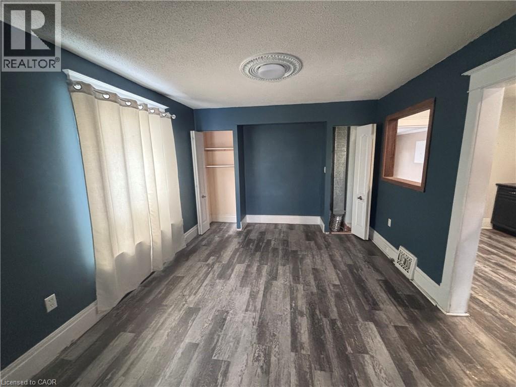 45 Chaplin Avenue, St. Catharines, Ontario  L2R 2E4 - Photo 11 - 40809250