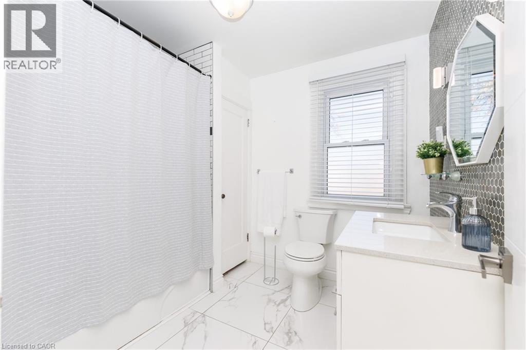 11 Fairview Road, Grimsby, Ontario  L3M 3L1 - Photo 17 - 40808842