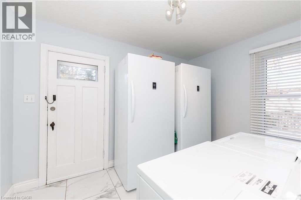 11 Fairview Road, Grimsby, Ontario  L3M 3L1 - Photo 22 - 40808842