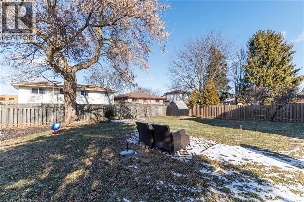 11 Fairview Road, Grimsby, Ontario  L3M 3L1 - Photo 40 - 40808842