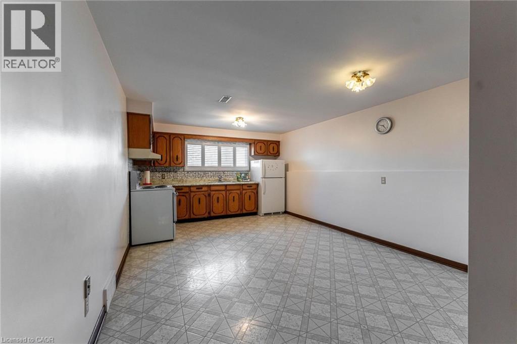 14 Eagleson Drive, St. Catharines, Ontario  L2M 7J4 - Photo 18 - 40808417