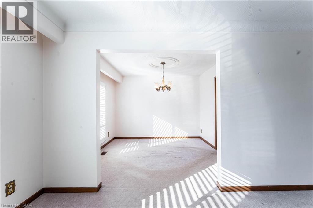 14 Eagleson Drive, St. Catharines, Ontario  L2M 7J4 - Photo 5 - 40808417